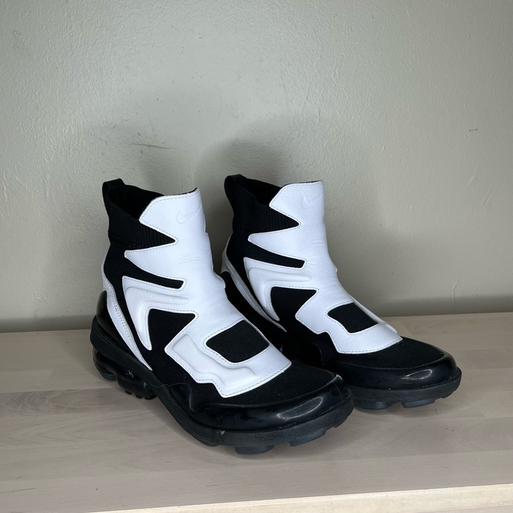 Nike Air VaporMax Light 2
